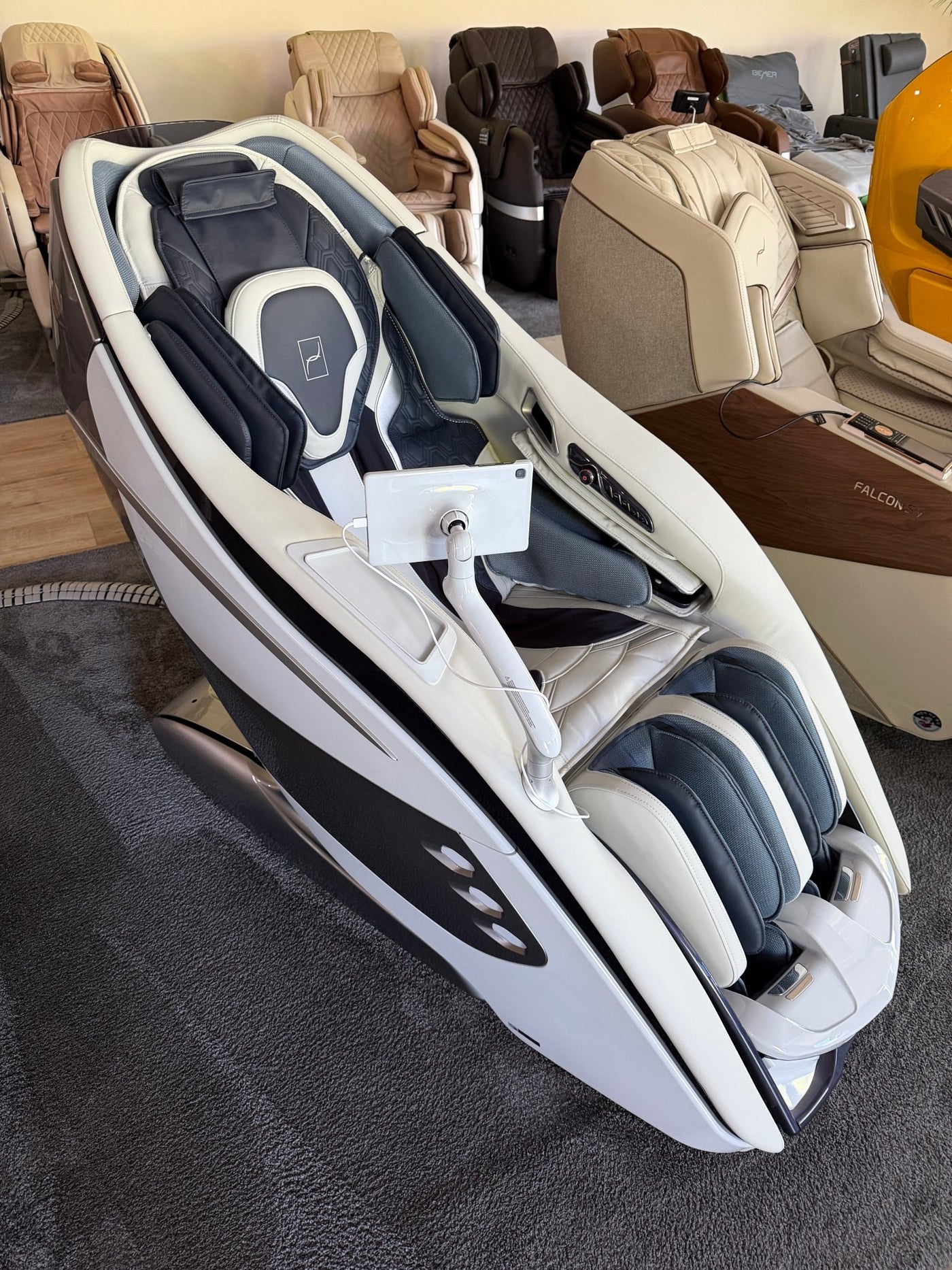 Bodyfriend Davinci (BFB-8210EU) razstavni model – modro-siva